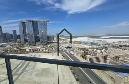 Apartment - 2 Bedrooms - 3 Bathrooms for rent in Tamouh Tower - Marina Square - Al Reem Island - Abu Dhabi