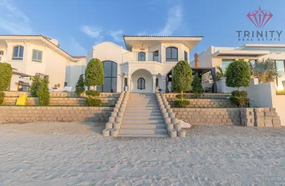 Villa - 5 Bedrooms - 5 Bathrooms for rent in Palm Jumeirah Frond O - Palm Jumeirah - Dubai