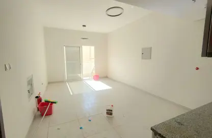 شقة - 1 حمام للايجار في برج النعيمية 1 - أبراج النعيمية - النعيمية - عجمان