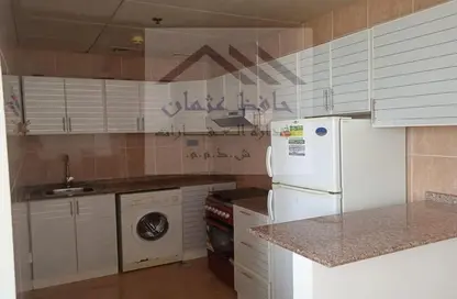 شقة - غرفة نوم - 1 حمام للايجار في معسكر آل نهيان - أبوظبي