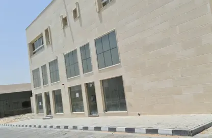 عمارة بالكامل - 8 غرف نوم - 8 حمامات للبيع في 18 المنطقة الصناعية رقم - المنطقة الصناعية بالشارقة - الشارقة