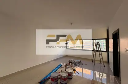 Apartment - 1 Bedroom - 2 Bathrooms for rent in Hamdan Street - Abu Dhabi