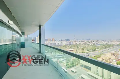 Apartment - 3 Bedrooms - 5 Bathrooms for rent in Crescent Tower 1 - Crescent Towers - Al Khalidiya - Abu Dhabi