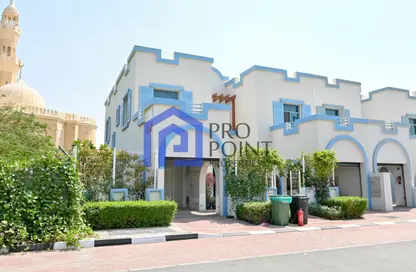 Villa - 4 Bedrooms - 5 Bathrooms for rent in Western Residence South - Falcon City of Wonders - Dubai
