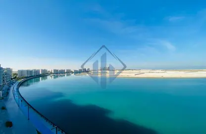 شقة - 2 غرف نوم - 3 حمامات للايجار في 18B البحيرة - لاجون - ميناء العرب - راس الخيمة - رأس الخيمة