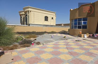 Villa - 4 Bedrooms - 5 Bathrooms for rent in Al Dhait South - Al Dhait - Ras Al Khaimah