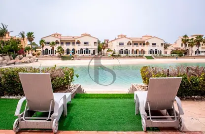 Villa - 5 Bedrooms - 6 Bathrooms for sale in Garden Homes Frond D - Garden Homes - Palm Jumeirah - Dubai