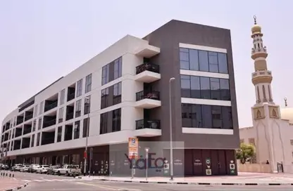 Shop - Studio - 1 Bathroom for rent in Al Garhoud - Dubai