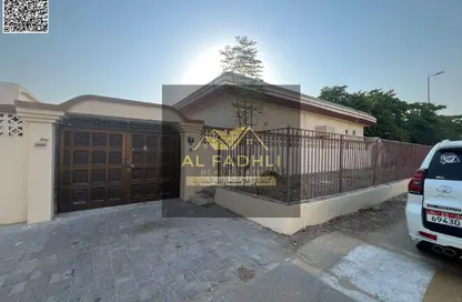 Full Floor - 4 Bedrooms - 3 Bathrooms for rent in Gate Tower 1 - Musheiref - Ajman