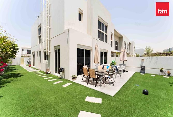 Villa - 4 Bedrooms - 4 Bathrooms for sale in Arabella Townhouses 3 - Arabella Townhouses - Mudon - Dubai