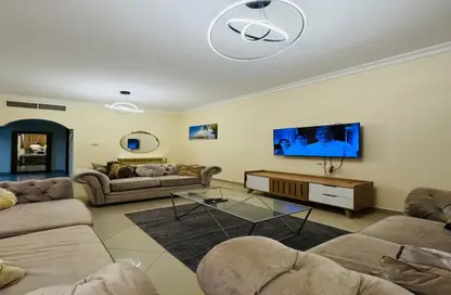 Apartment - 2 Bedrooms - 2 Bathrooms for rent in New Al Taawun Road - Al Taawun - Sharjah