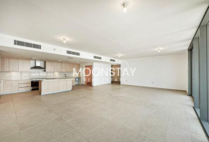 Apartment - 4 Bedrooms - 5 Bathrooms for sale in Building B - Al Zeina - Al Raha Beach - Abu Dhabi