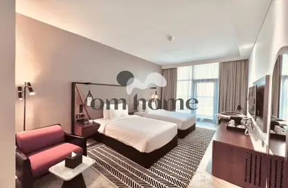 Apartment - 1 Bedroom - 1 Bathroom for sale in Dolphin Tower - Business Bay - Dubai