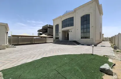فيلا - 6 غرف نوم - 8 حمامات للايجار في مركز محمد بن زايد - مدينة محمد بن زايد - أبوظبي