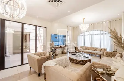 Villa - 4 Bedrooms - 5 Bathrooms for sale in Naseem - Mudon - Dubai