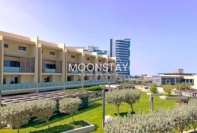 Apartment - 3 Bedrooms - 4 Bathrooms for sale in Al Rahba - Al Muneera - Al Raha Beach - Abu Dhabi
