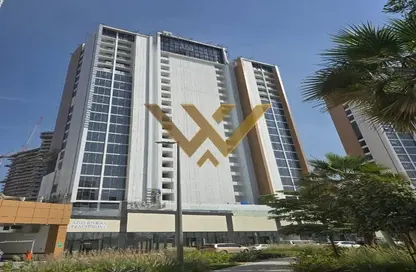 Apartment - 2 Bedrooms - 2 Bathrooms for sale in Azizi Riviera Beachfront - AZIZI Riviera - Meydan One - Meydan - Dubai