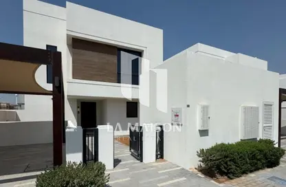 Villa - 3 Bedrooms - 4 Bathrooms for rent in Noya Luma - Noya - Yas Island - Abu Dhabi