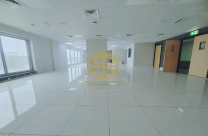 Office Space - Studio - 1 Bathroom for rent in Al Muteena - Deira - Dubai