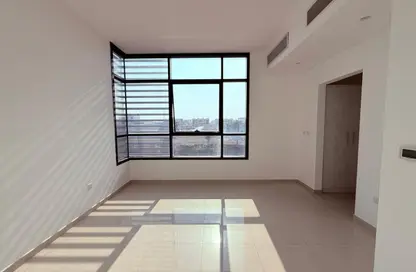 Townhouse - 3 Bedrooms - 3 Bathrooms for rent in Nasma Residence - Al Tai - Sharjah