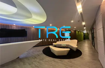 Full Floor - Studio - 4 Bathrooms for rent in Al Reem Island - Abu Dhabi