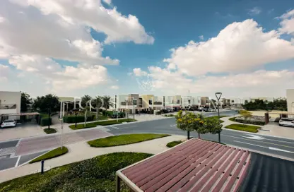 Apartment - 2 Bedrooms - 2 Bathrooms for rent in URBANA Stacked House block 24 - EMAAR South - Dubai South (Dubai World Central) - Dubai
