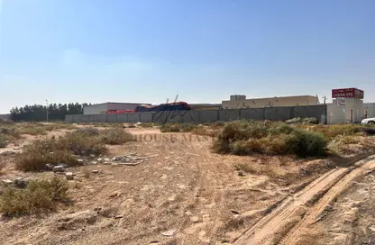 أرض - استوديو للبيع في مدينة الإمارات الصناعية - الشارقة