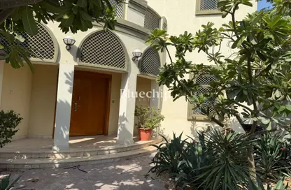 Villa - 5 Bedrooms - 6 Bathrooms for sale in Regional - Jumeirah Park - Dubai