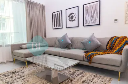 شقة - غرفة نوم - 2 حمامات للايجار في مساكن الواحه - مدينة مصدر - أبوظبي