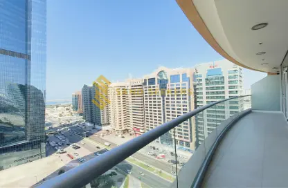 شقة - 3 غرف نوم - 4 حمامات للايجار في يونايتد سكوير - الخالدية - أبوظبي