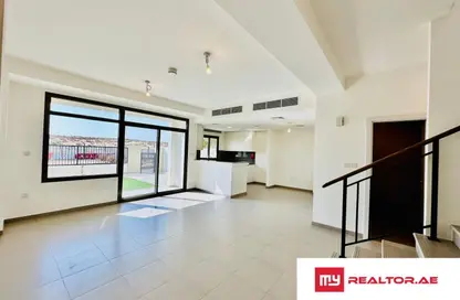 فيلا - 3 غرف نوم - 4 حمامات للايجار في نور تاون هاوس - تاون سكوير - دبي