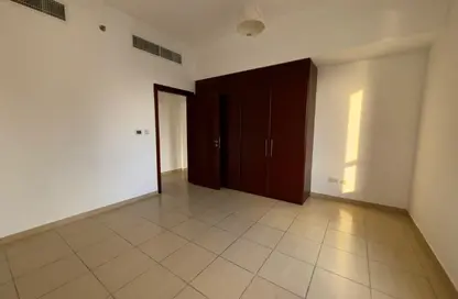 Apartment - 2 Bedrooms - 3 Bathrooms for sale in Shams 2 - Shams - Jumeirah Beach Residence - Dubai