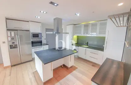 Apartment - 2 Bedrooms - 3 Bathrooms for rent in Rimal 4 - Rimal - Jumeirah Beach Residence - Dubai