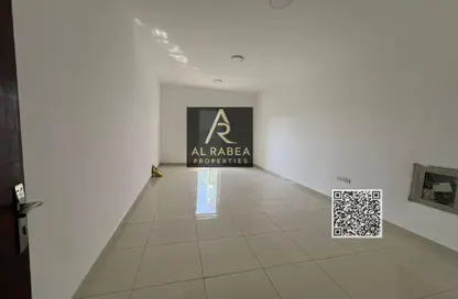 Apartment - 3 Bedrooms - 4 Bathrooms for rent in Al Jurf 2 - Al Jurf - Ajman Downtown - Ajman