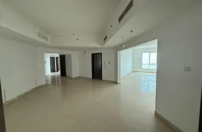 Apartment - 3 Bedrooms - 4 Bathrooms for rent in Dar Al Majaz - Jamal Abdul Nasser Street - Al Majaz - Sharjah