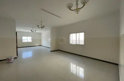 Empty Room image for: Apartment - 3 Bedrooms - 3 Bathrooms for rent in Al Ghail - Al Mutarad - Al Ain, Image 1