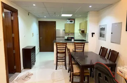 شقة - غرفة نوم - 2 حمامات للايجار في مساكن النخبة الرياضية 10 - مساكن النخبة الرياضية - مدينة دبي الرياضية - دبي