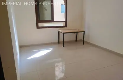 شقة - غرفة نوم - 1 حمام للايجار في مساكن كورنيش عجمان - طريق كورنيش عجمان - عجمان