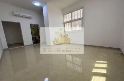 شقة - 1 حمام للايجار في مدينة الرياض - أبوظبي