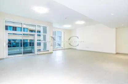 Apartment - 3 Bedrooms - 4 Bathrooms for sale in Marina Arcade Tower - Dubai Marina - Dubai