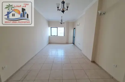 Apartment - 2 Bedrooms - 2 Bathrooms for rent in Rolla Square - Rolla Area - Sharjah