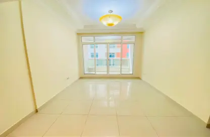 Apartment - 2 Bedrooms - 3 Bathrooms for rent in Al Barsha 1 - Al Barsha - Dubai