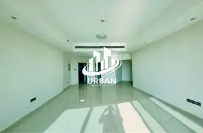 Apartment - 3 Bedrooms - 3 Bathrooms for rent in Al Khan Corniche - Al Khan - Sharjah