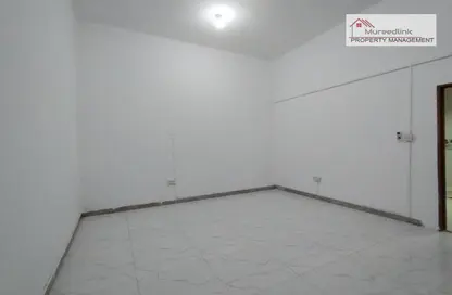 صورة لـ غرفة فارغة شقة - 1 حمام للايجار في برج المرور - منطقة المرور - أبوظبي ، صورة رقم 1