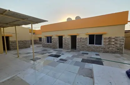 Staff Accommodation - Studio - 5 Bathrooms for rent in Julfar - Ras Al Khaimah