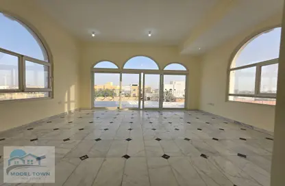 Apartment - Studio - 1 Bathroom for rent in Mohamed Bin Zayed City - Abu Dhabi