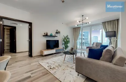 Living Room image for: Apartment - 1 Bedroom - 1 Bathroom for rent in Laguna Tower - Lake Almas West - Jumeirah Lake Towers - Dubai, Image 1