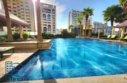 Apartment - 1 Bedroom - 2 Bathrooms for rent in Capital Plaza Tower A - Capital Plaza - Corniche Road - Abu Dhabi