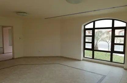 صورة لـ غرفة فارغة فيلا - 3 غرف نوم - 4 حمامات للايجار في قرية ساس النخيل - ساس النخيل - أبوظبي ، صورة رقم 1