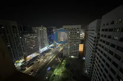 Apartment - 5 Bedrooms - 5 Bathrooms for rent in Khalifa Residential Complex B - Tourist Club Area - Abu Dhabi